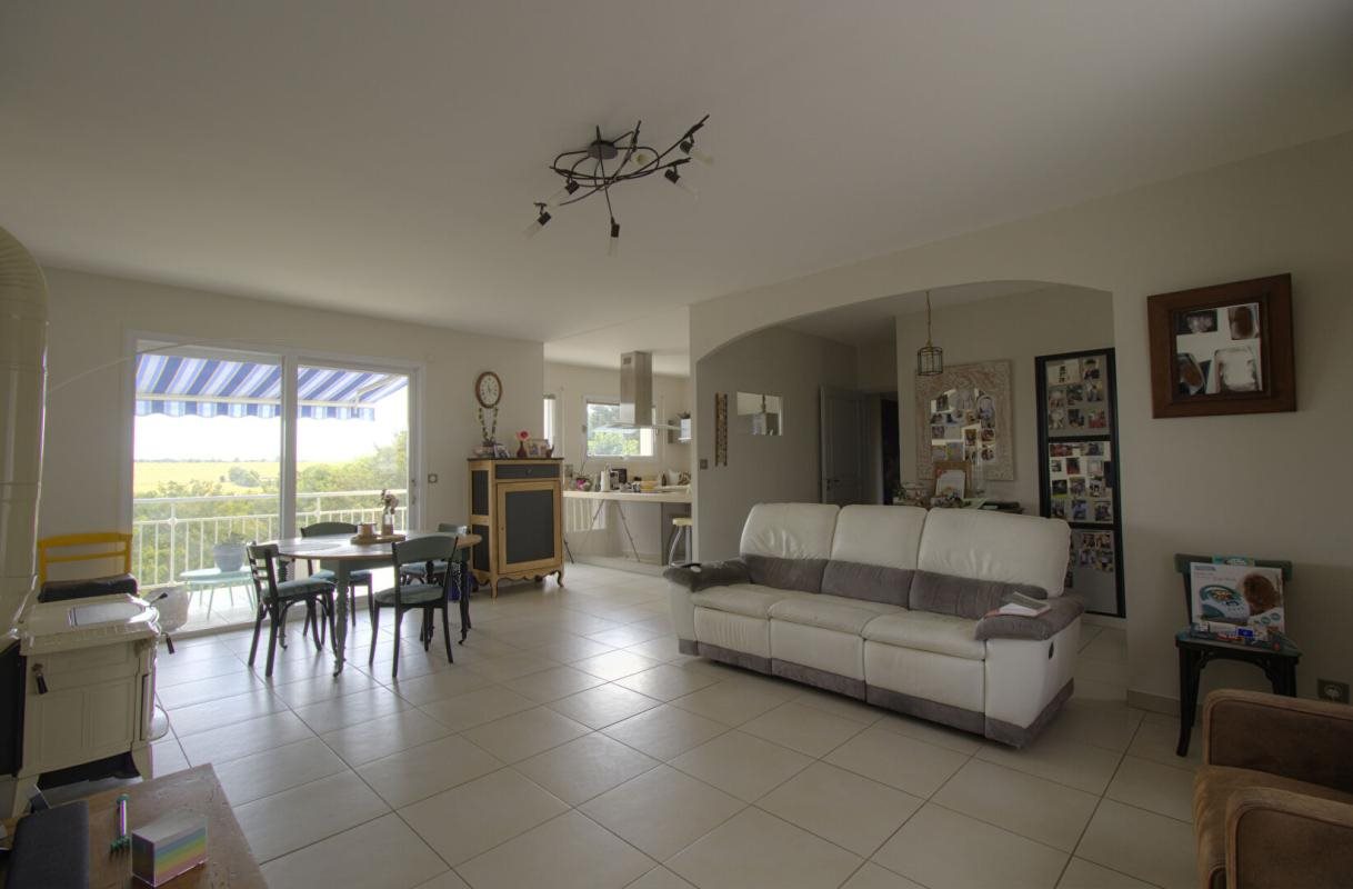 Maison à vendre, 120m², Sainte-Ouenne