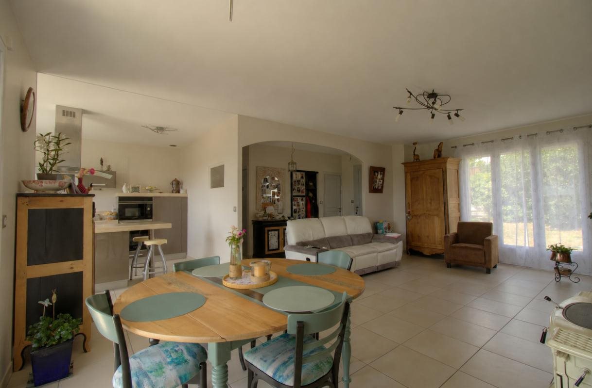 Maison à vendre, 120m², Sainte-Ouenne