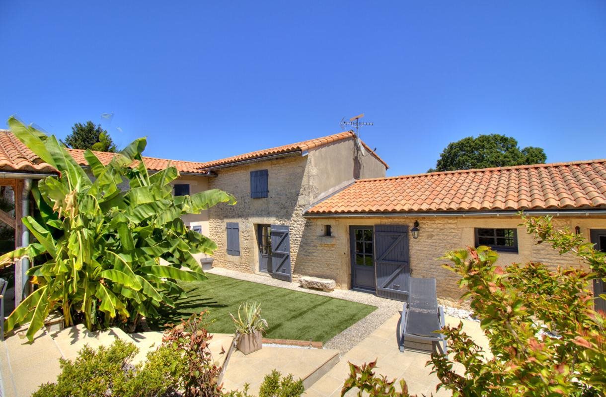 Maison à vendre, 199m², Sainte-Ouenne