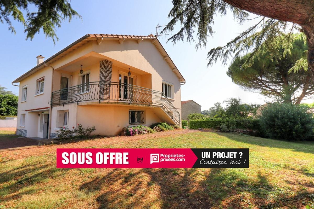 Maison à vendre, 132m², Sainte-Ouenne