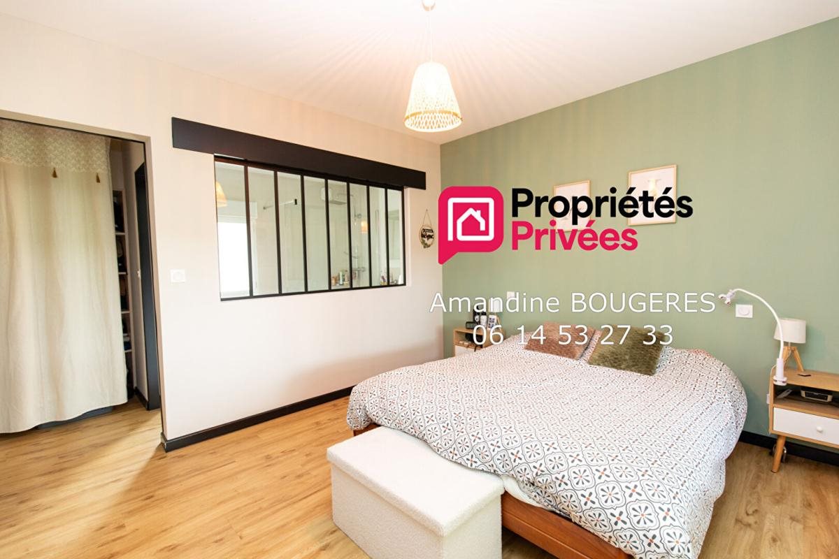 Maison à vendre, 3173m², Bais