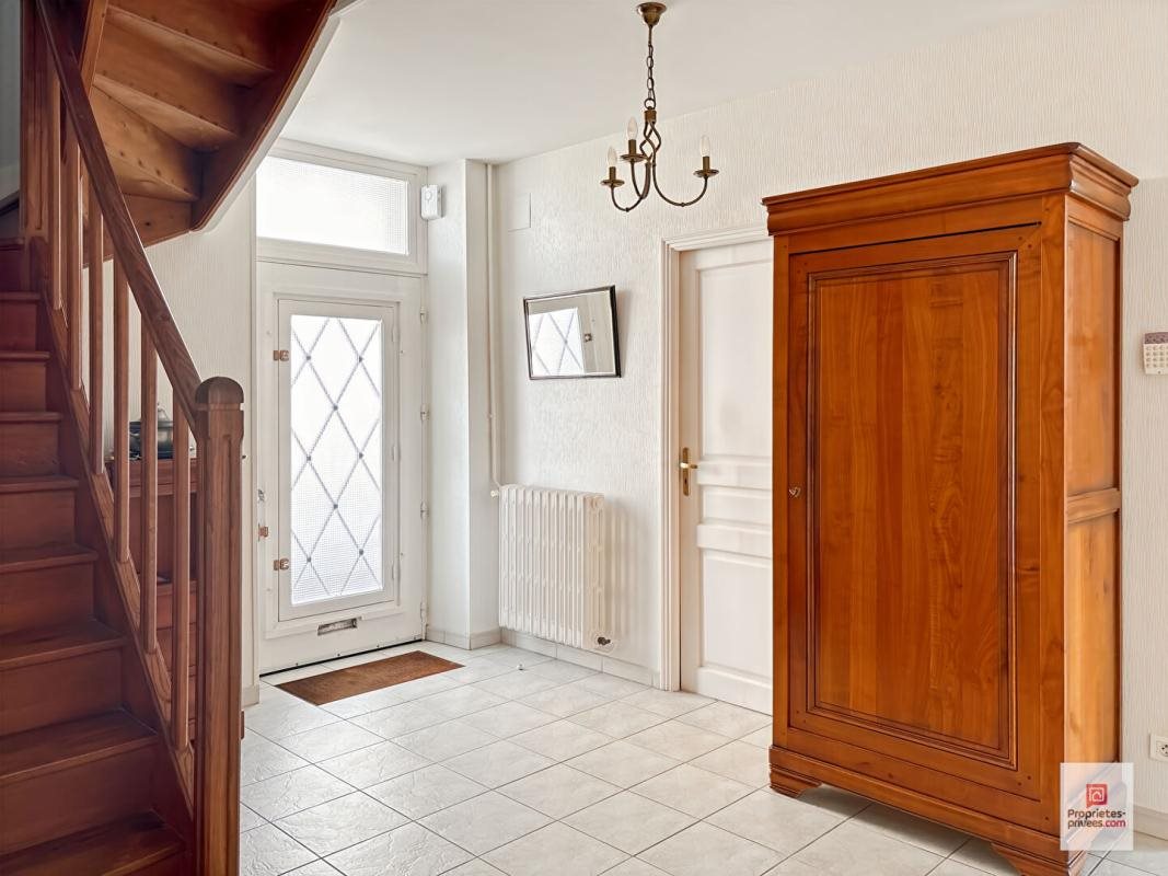 Maison à vendre, 244m², La Flèche