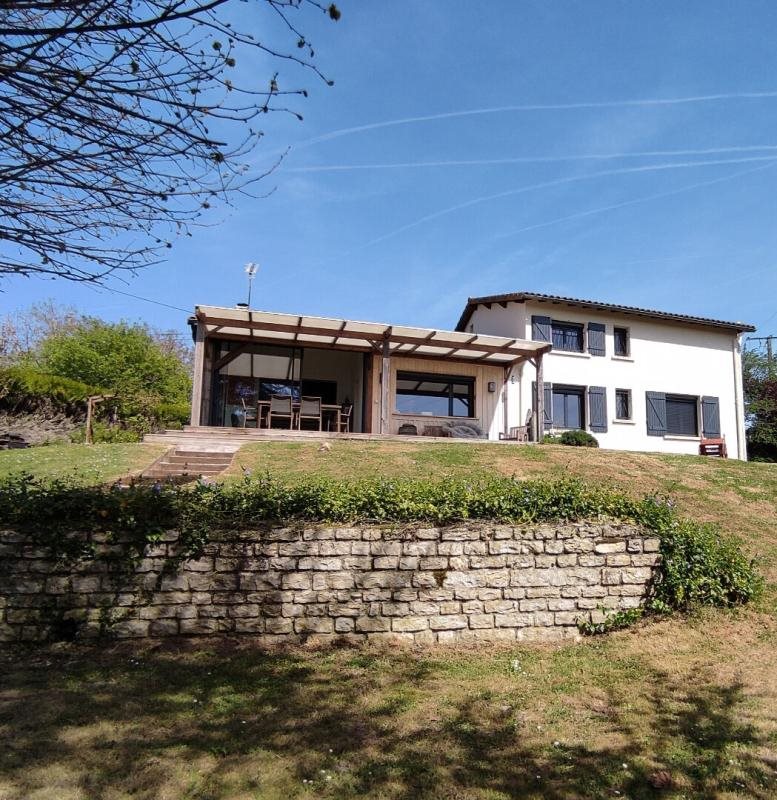 Maison à vendre, 176m², Monthoiron