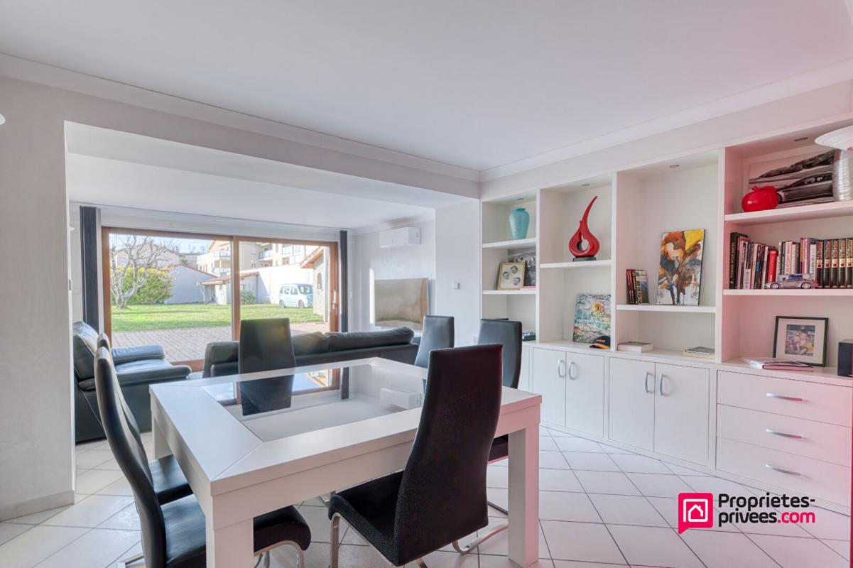 Maison à vendre, 274m², Saint-Symphorien-d'Ozon