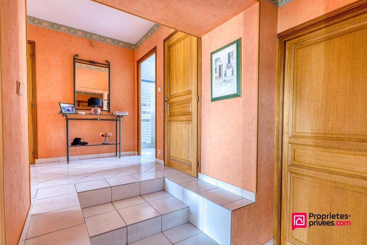 Maison à vendre, 274m², Saint-Symphorien-d'Ozon