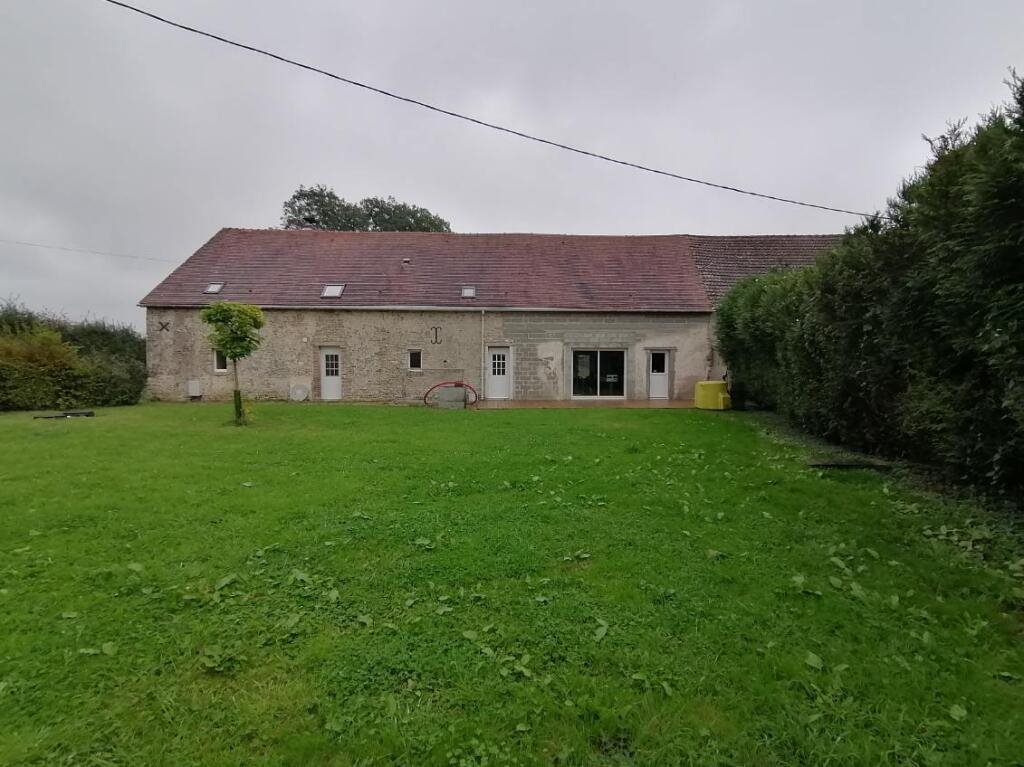 Maison à vendre, 430m², Neauphe-sous-Essai