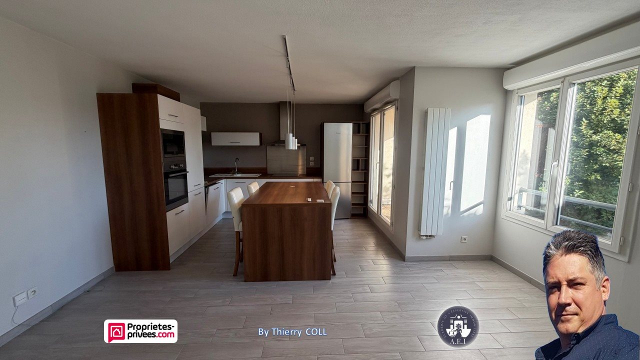 Appartement à vendre, 55m², Saint-Priest