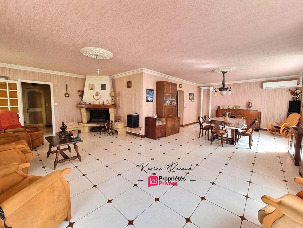 Maison à vendre, 174m², Fougeré