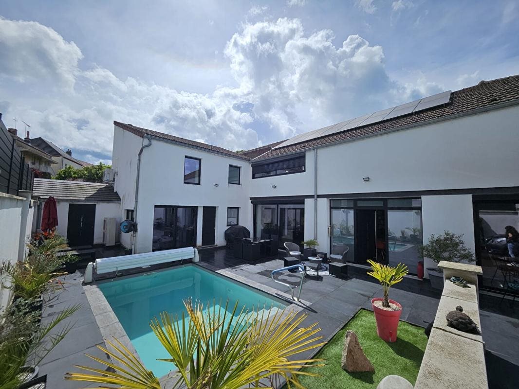 Maison à vendre, 258m², Montceau-les-Mines