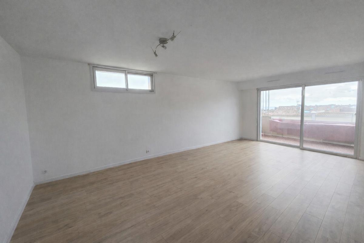 Appartement à vendre, 70m², Carqueiranne