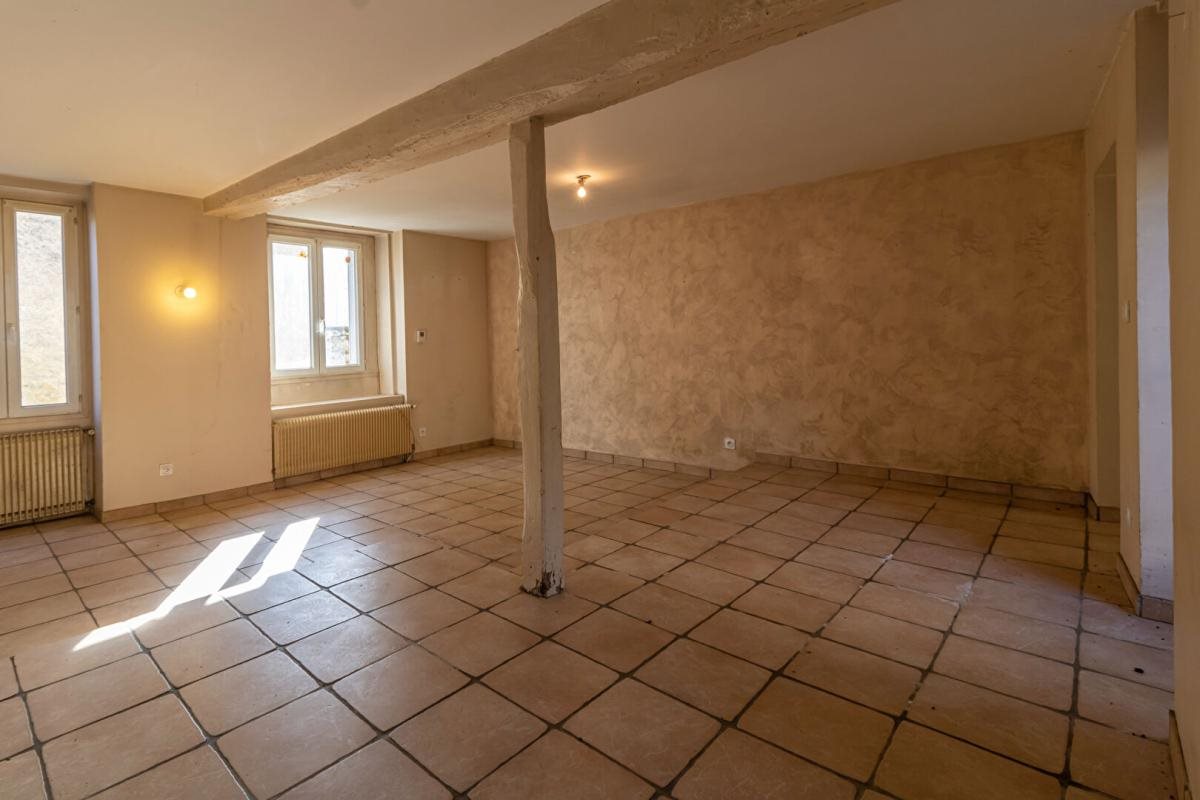 Maison à vendre, 104m², Genouilly