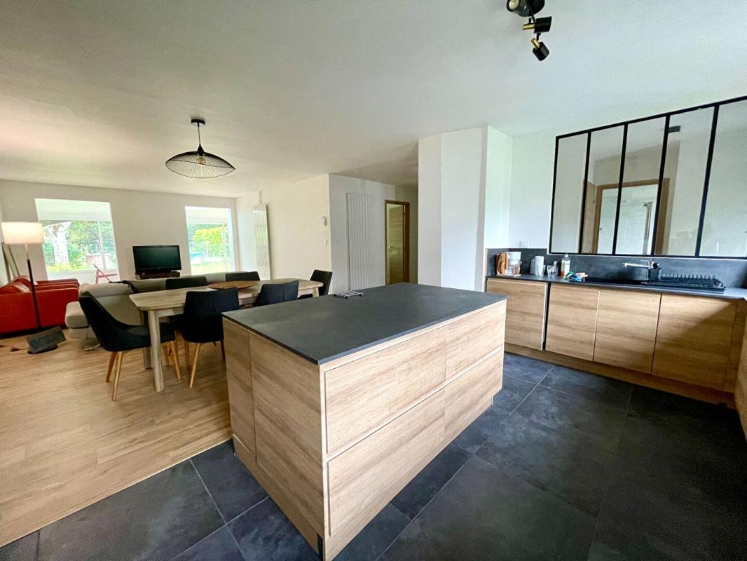 Maison à vendre, 136m², Cestas