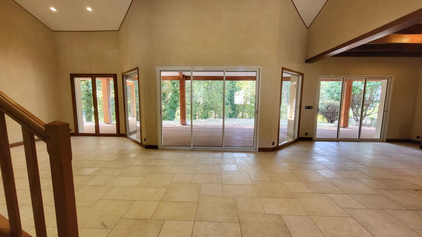 Maison à vendre, 161m², Montpon-Ménestérol