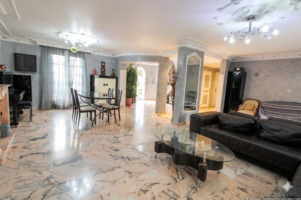 Maison à vendre, 211m², Bron