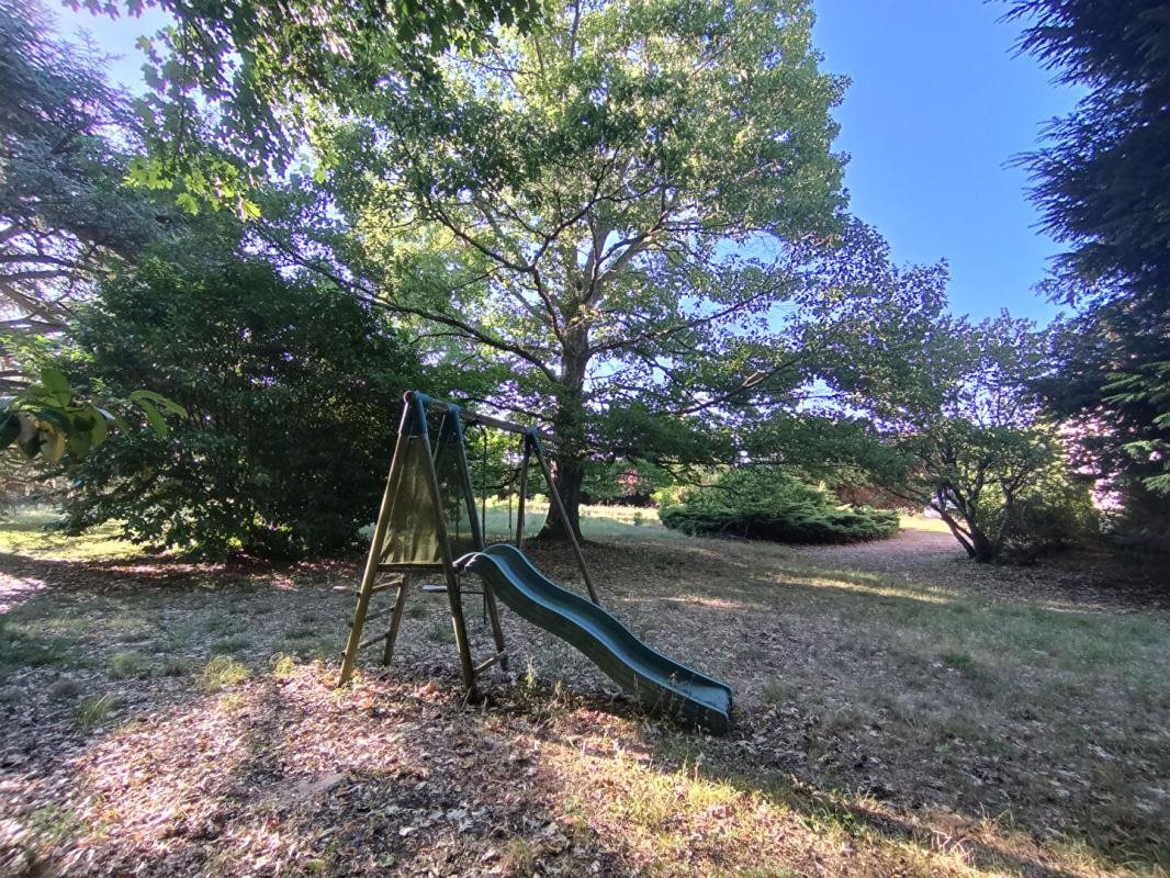 Maison à vendre, 420m², Cosne-Cours-sur-Loire