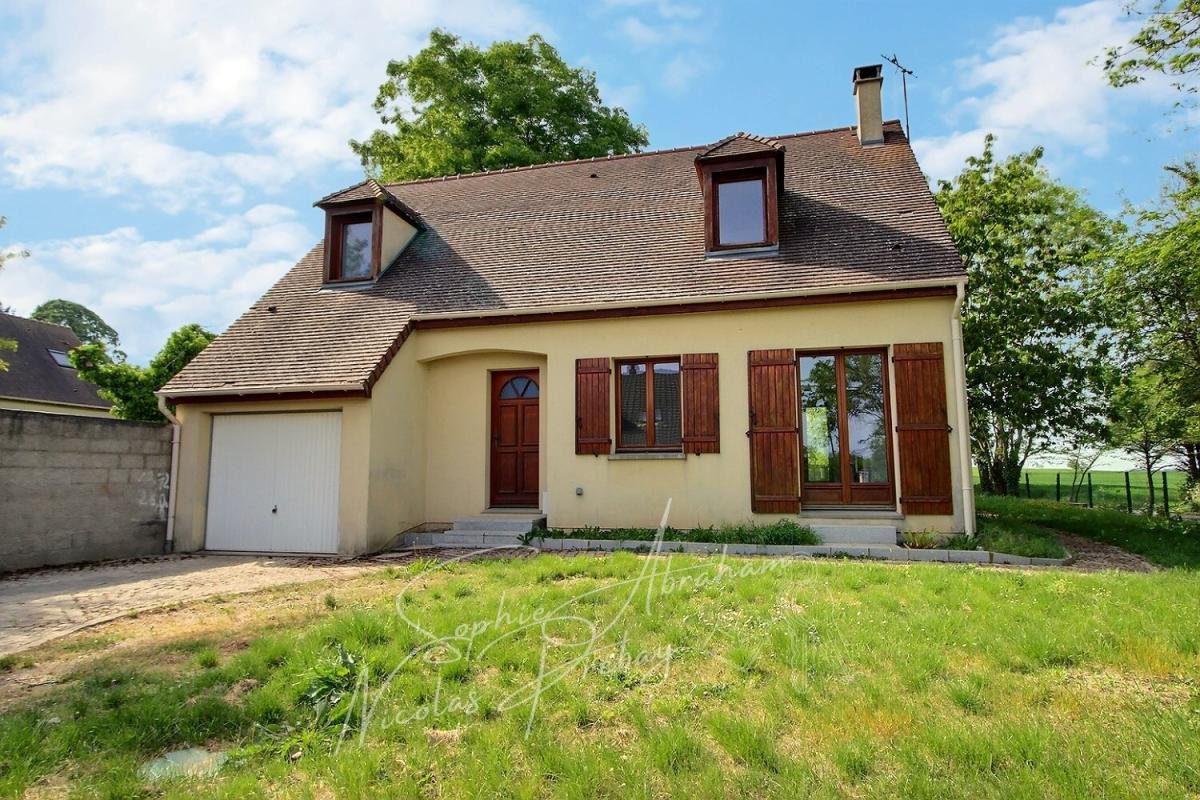 Maison à vendre, 105m², Janville-en-Beauce
