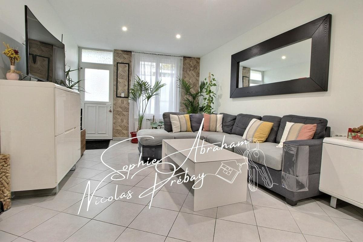 Maison à vendre, 117m², Angerville