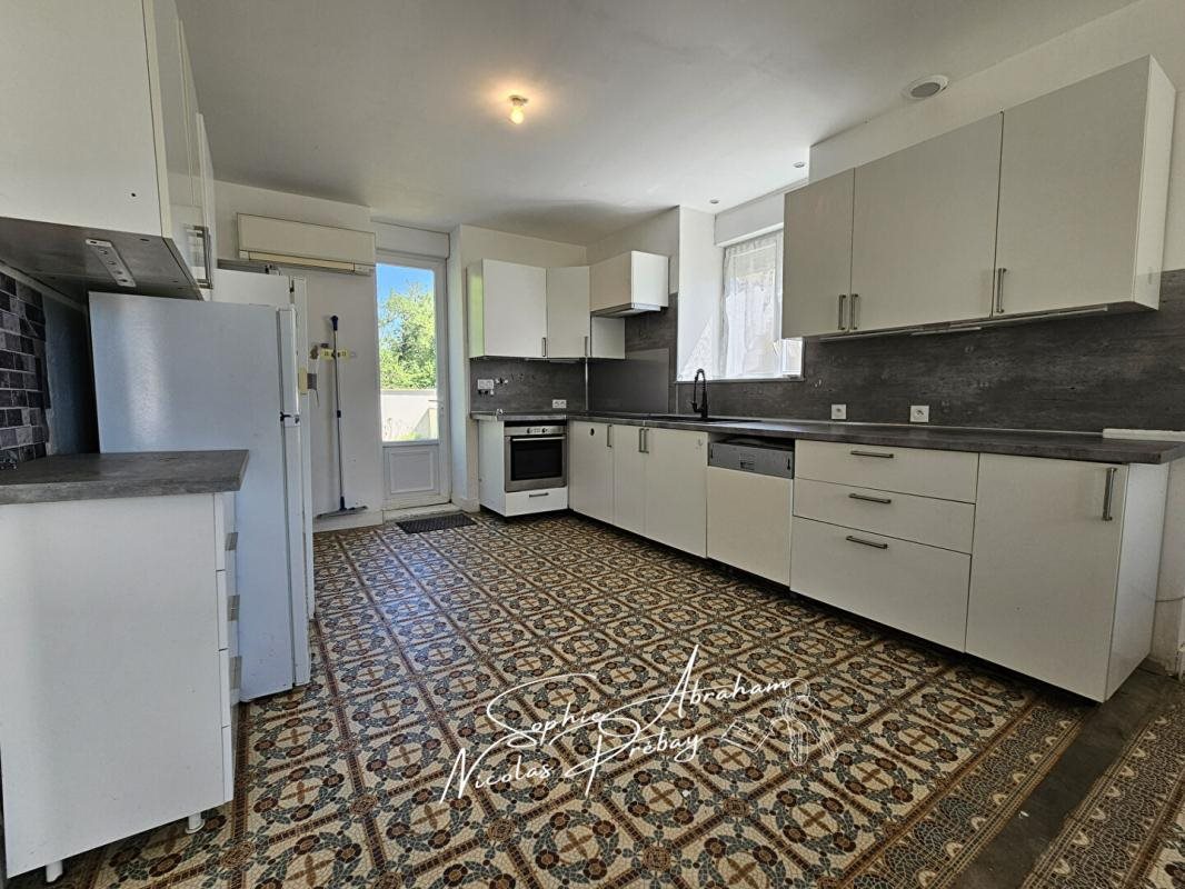 Maison à vendre, 135m², Angerville