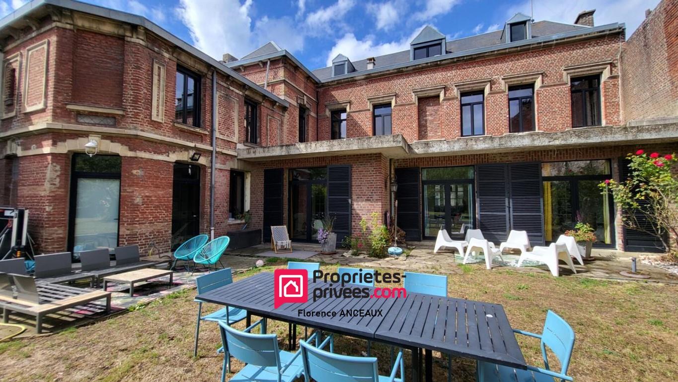 Maison à vendre, 326m², Saint-Quentin