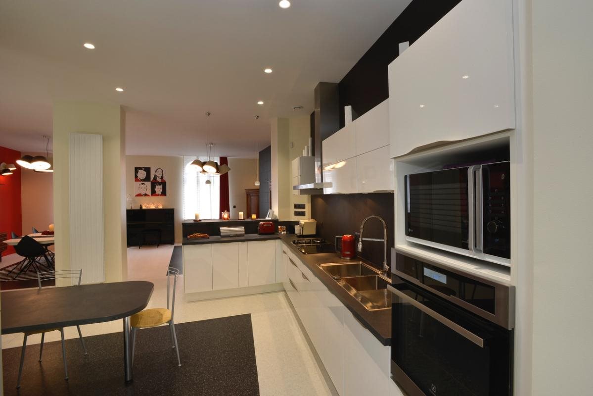 Maison à vendre, 366m², Saint-Quentin
