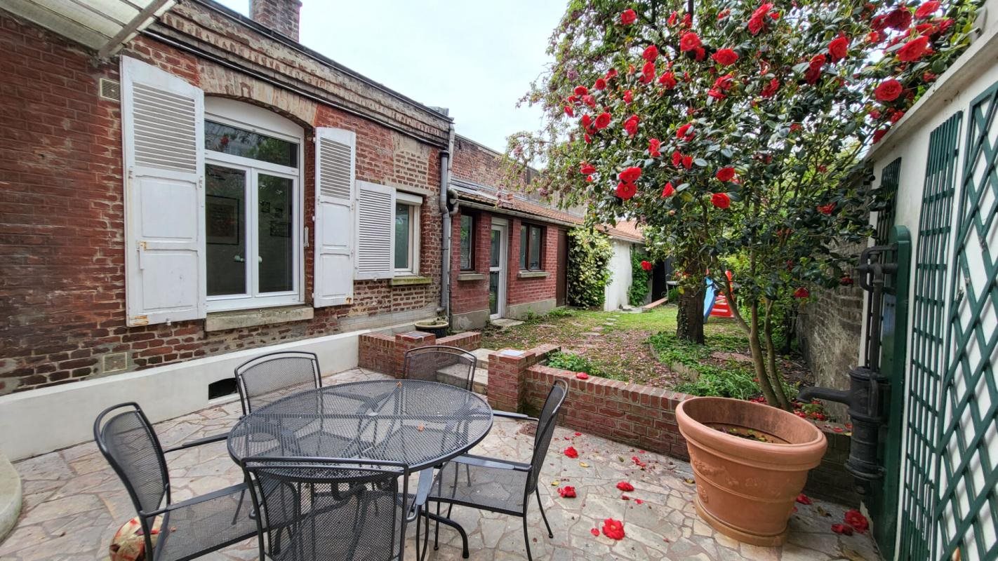 Maison à vendre, 236m², Saint-Quentin