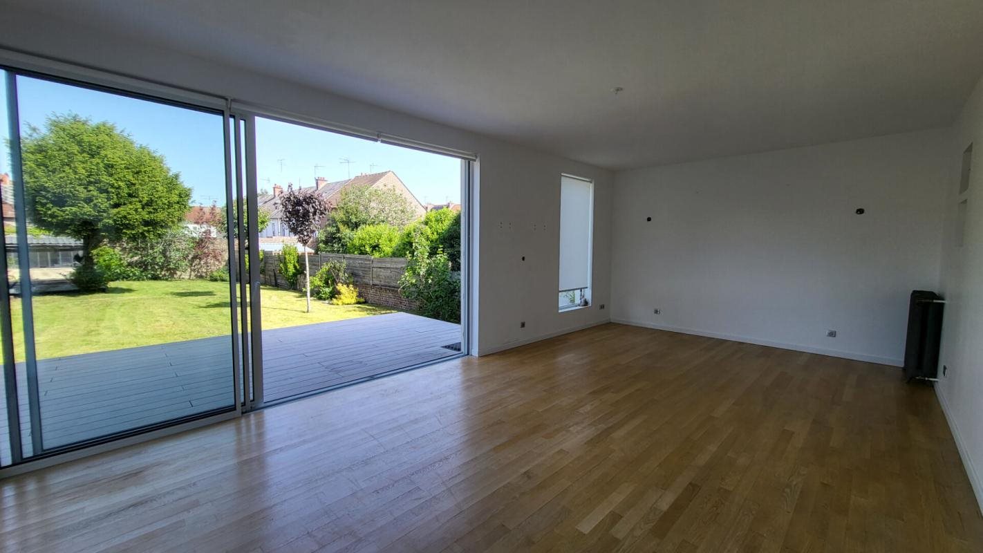 Maison à vendre, 280m², Saint-Quentin