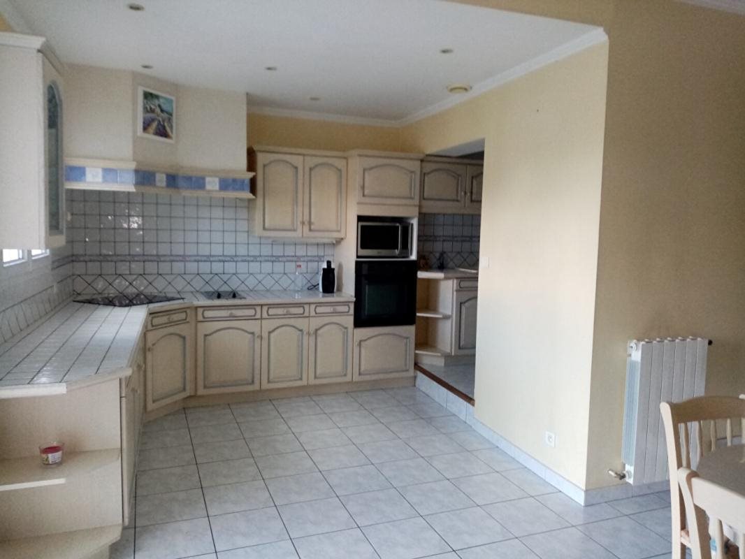 Maison à vendre, 190m², Moux