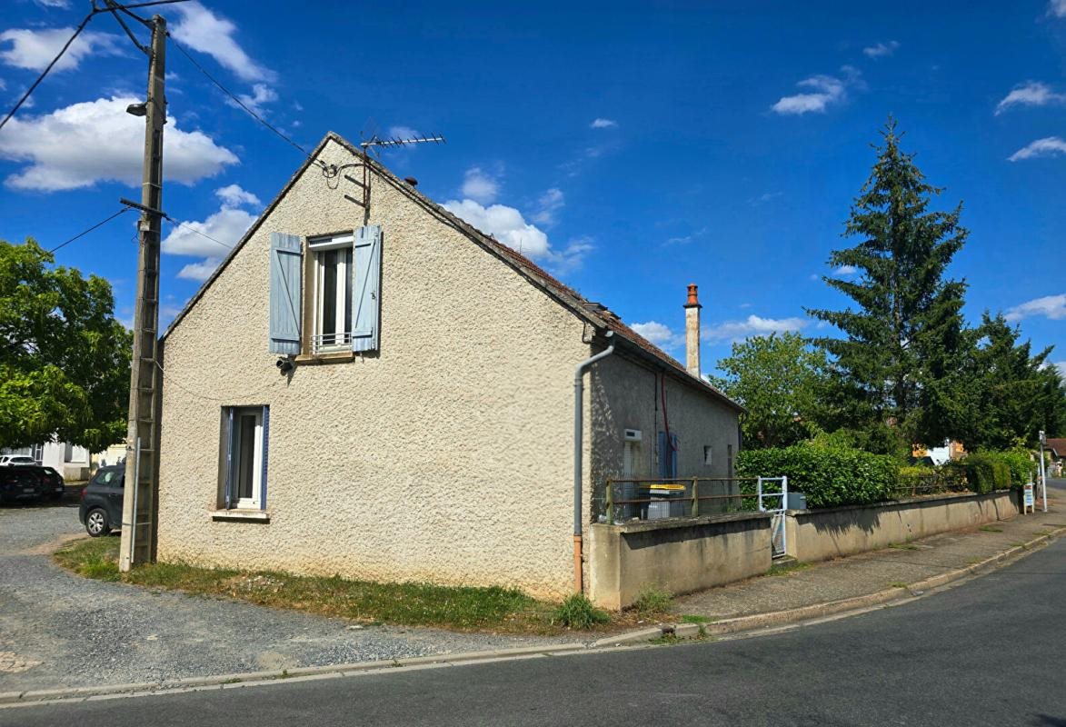 Maison à vendre, 90m², Saint-Yorre