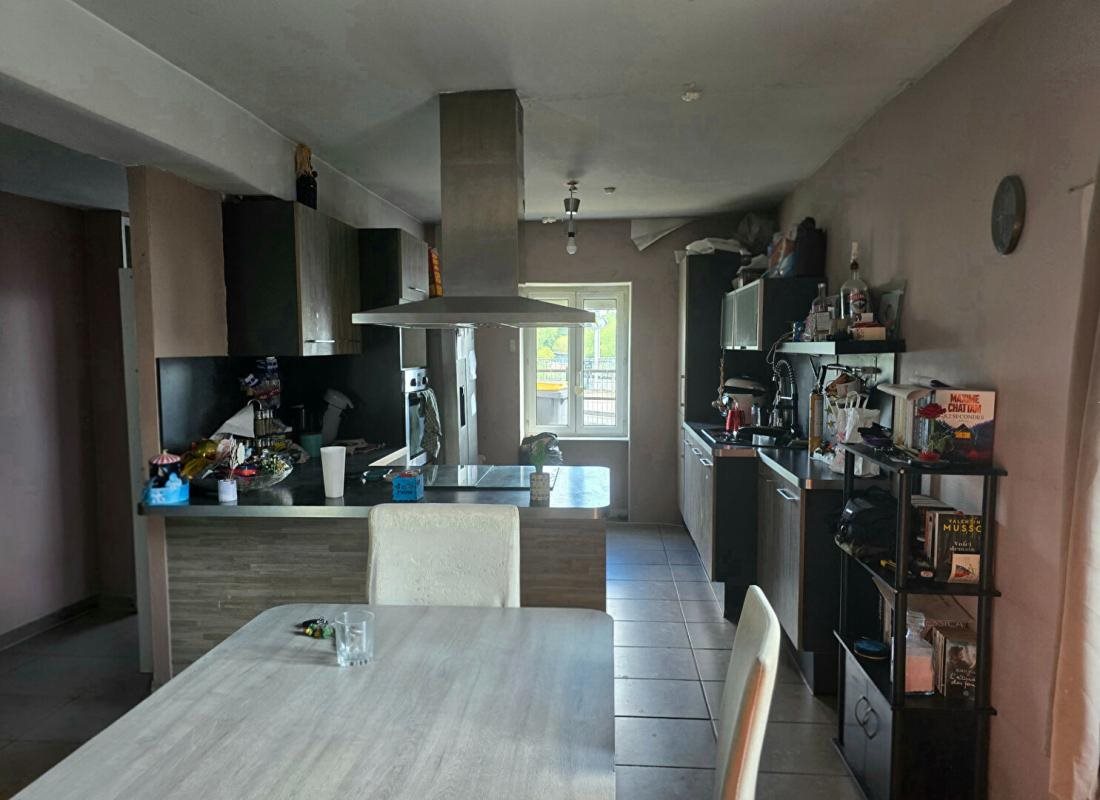Maison à vendre, 90m², Saint-Yorre