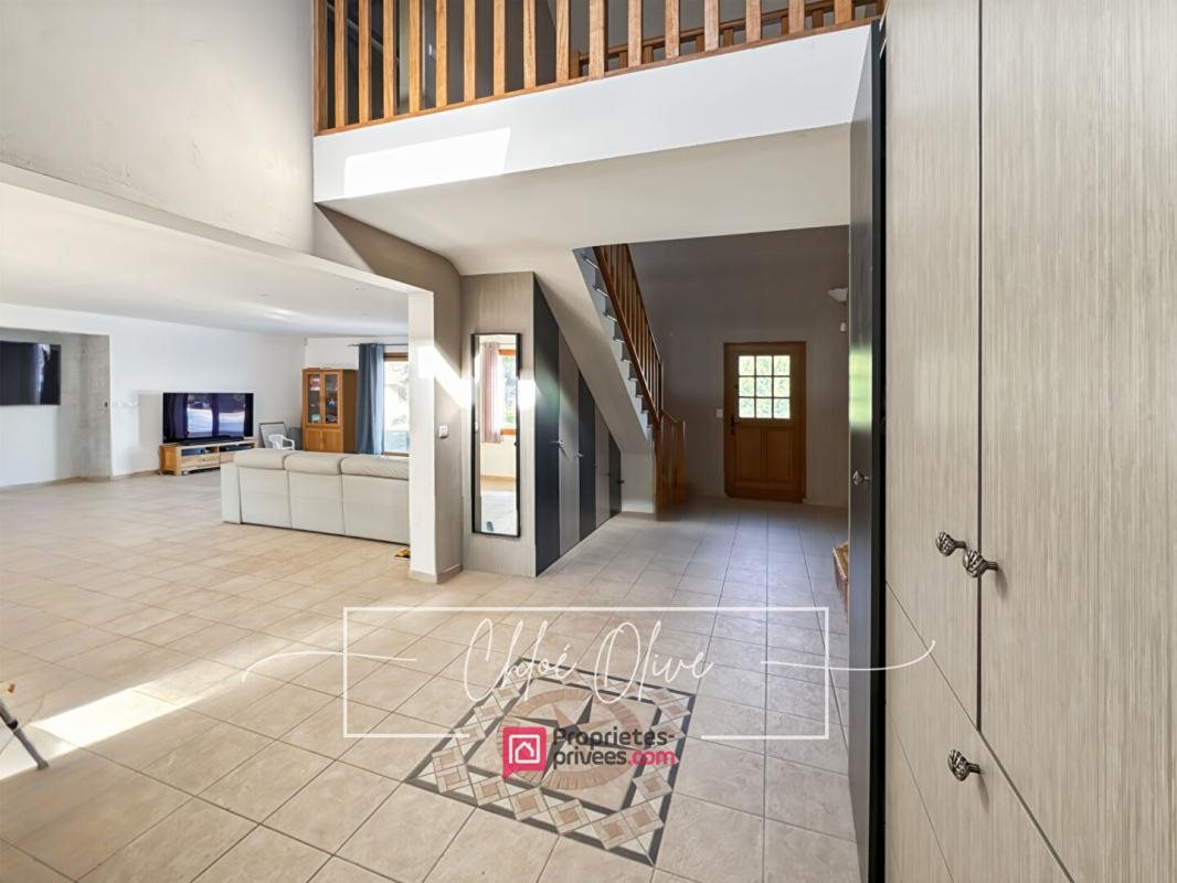Maison à vendre, 310m², Crécy-la-Chapelle