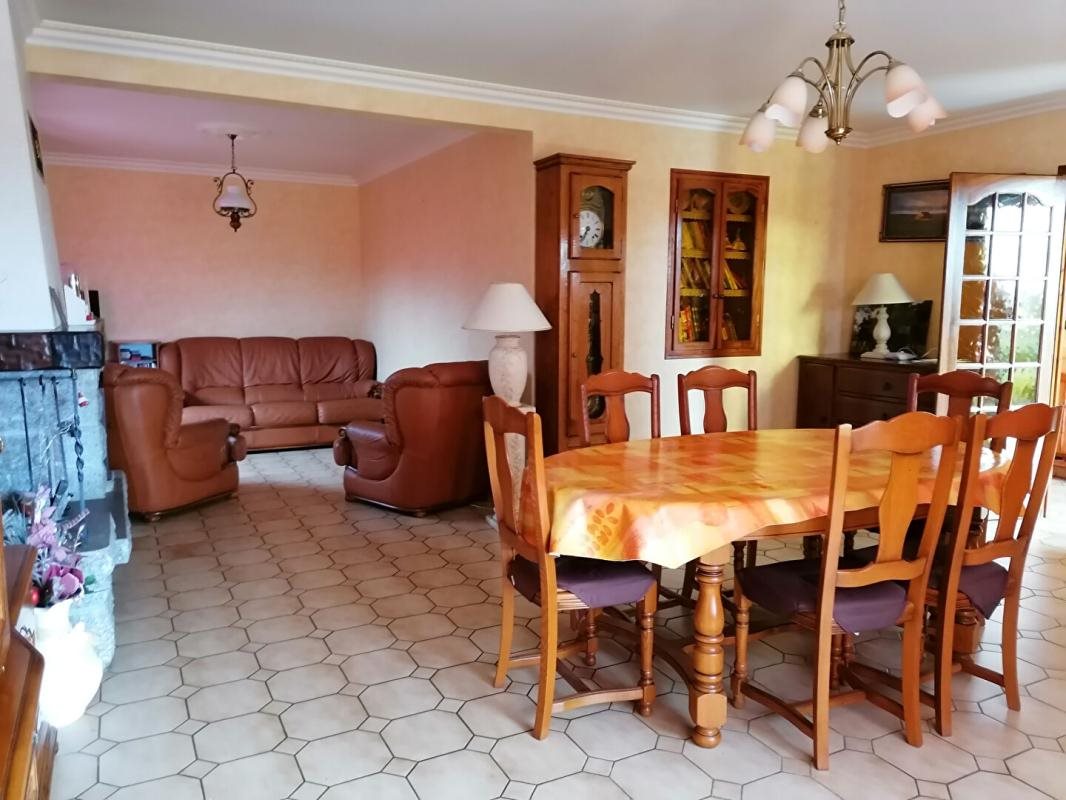 Maison à vendre, 125m², Caro