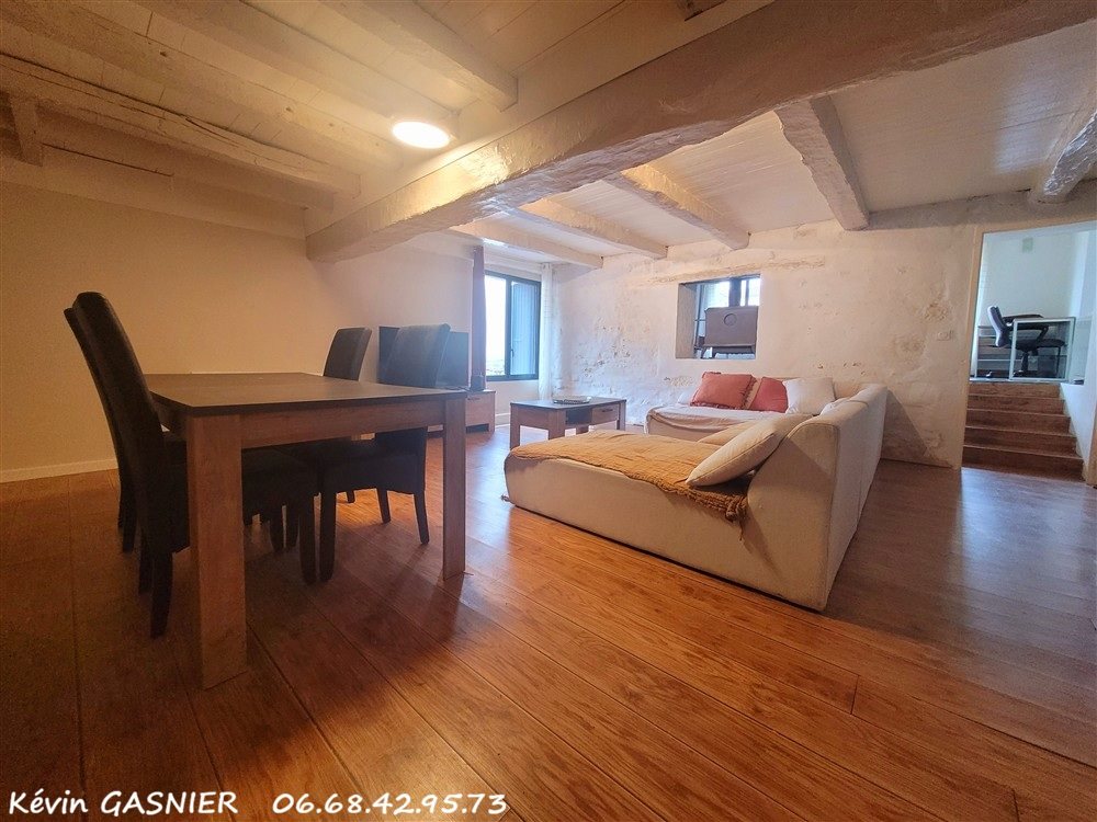 Maison à vendre, 115m², Saint-Coutant-le-Grand