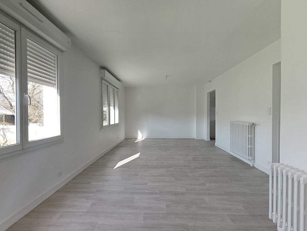 Maison à louer, 97m², Le Sourn