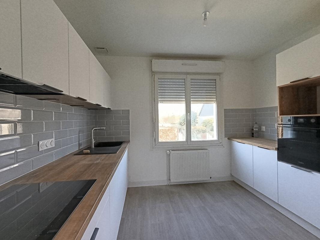 Maison à louer, 97m², Le Sourn