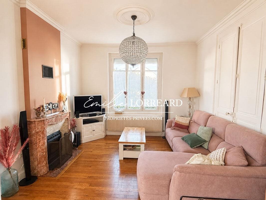 Maison à vendre, 146m², La Suze-sur-Sarthe