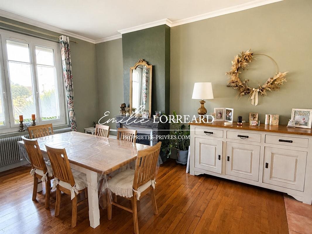 Maison à vendre, 146m², La Suze-sur-Sarthe