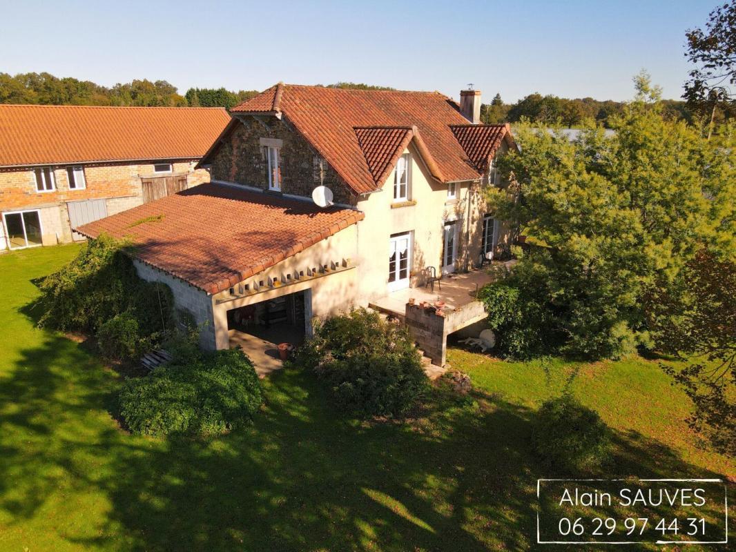 Maison à vendre, 165m², Génis