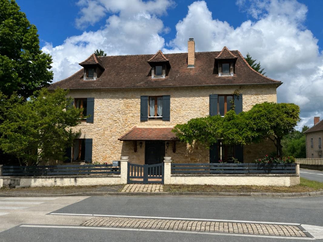Maison à vendre, 215m², Hautefort