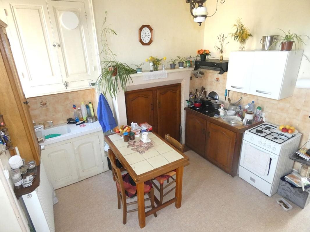 Maison à vendre, 76m², Hautefort