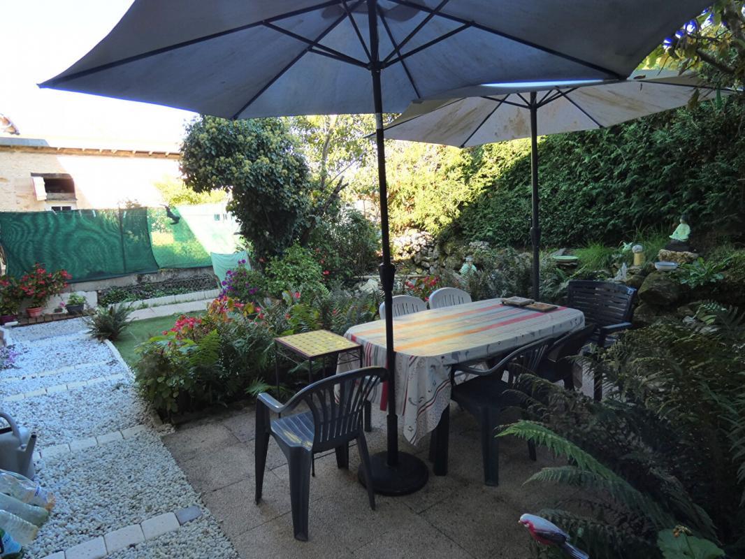 Maison à vendre, 76m², Hautefort