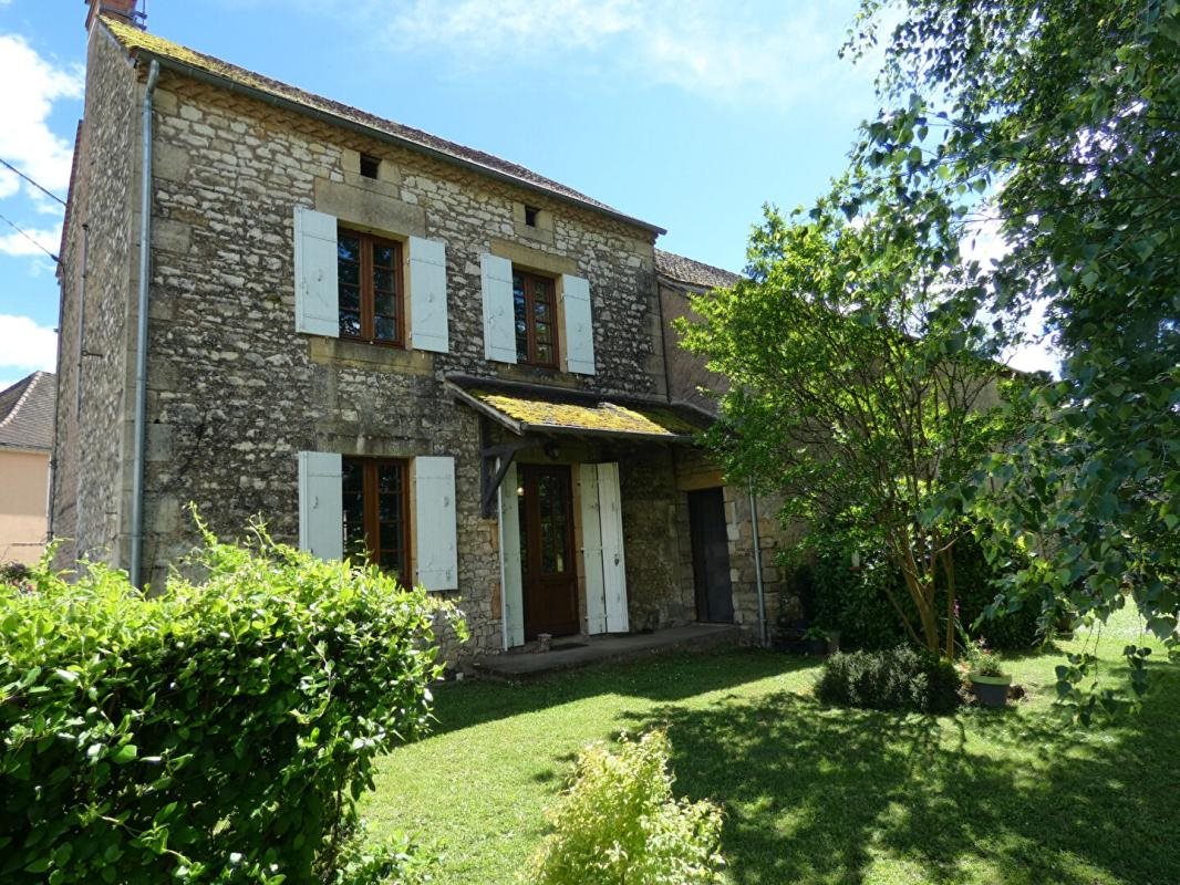 Maison à vendre, 120m², Cherveix-Cubas