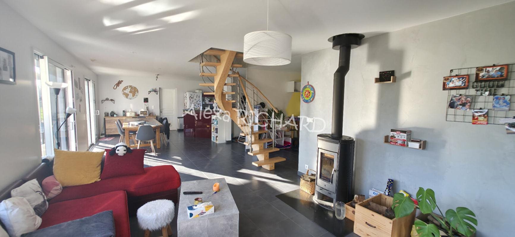 Maison à vendre, 170m², La Neuville-du-Bosc