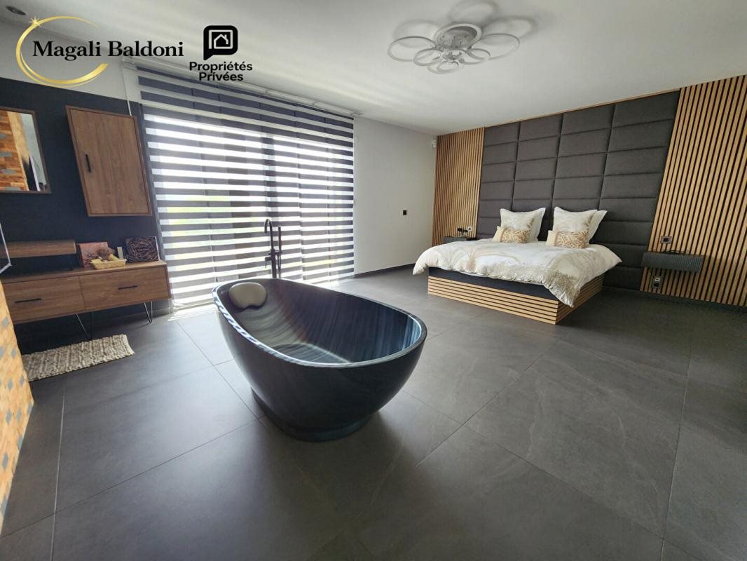 Maison à vendre, 210m², Le Muy