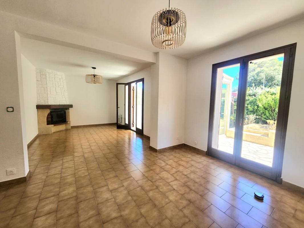 Maison à louer, 82m², Saint-Raphaël
