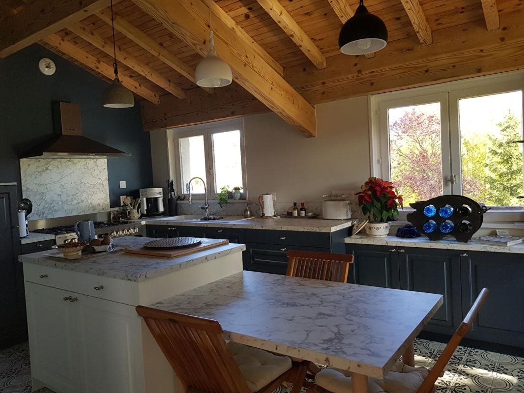 Maison à vendre, 170m², Revonnas