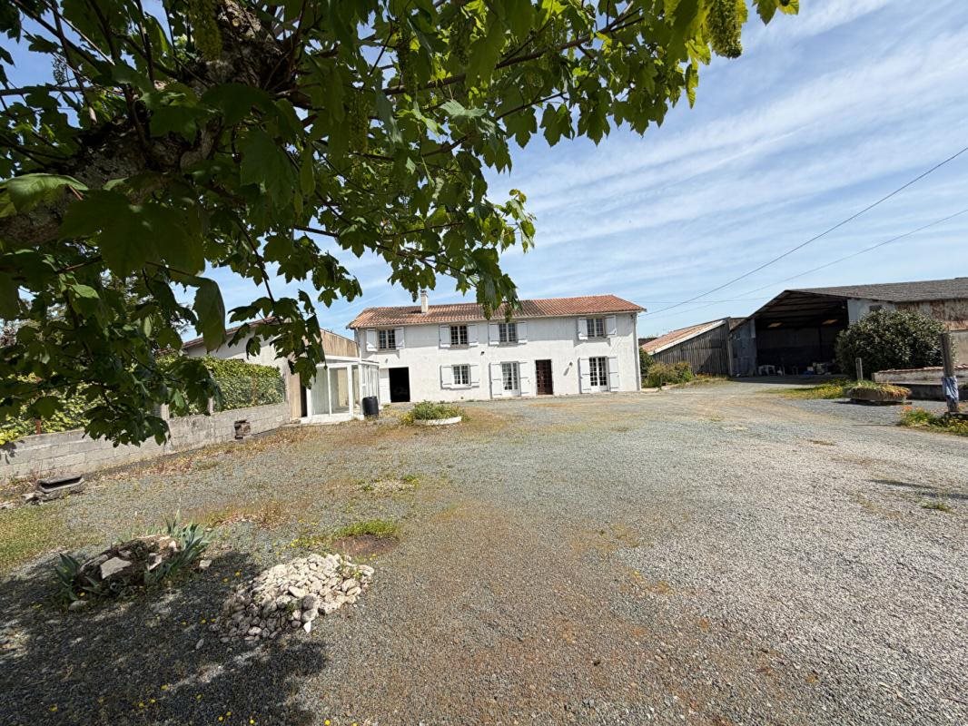 Maison à vendre, 209m², Saint-Maixent-l'Ecole