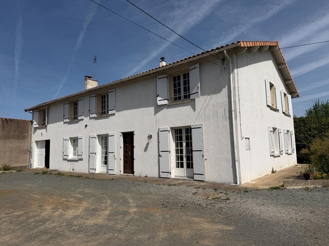 Maison à vendre, 209m², Saint-Maixent-l'Ecole
