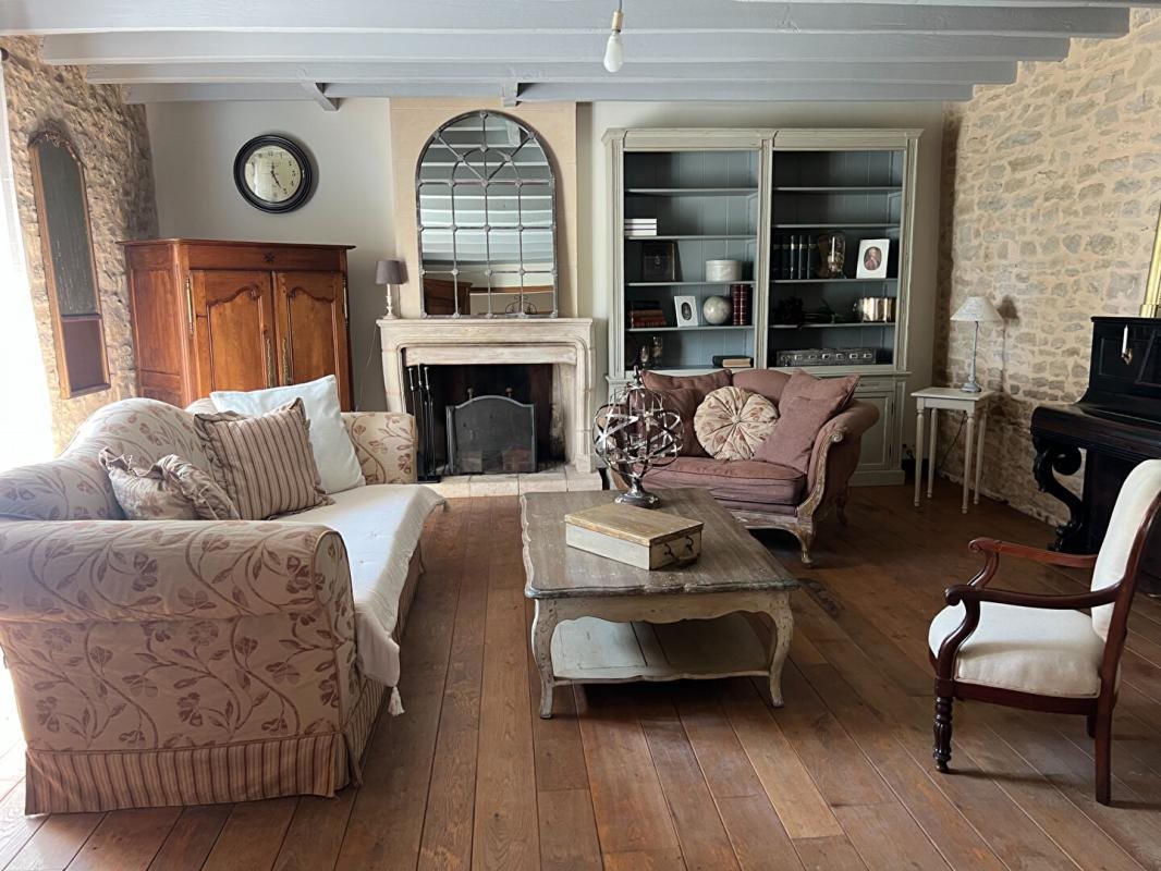 Maison à vendre, 215m², Nanteuil