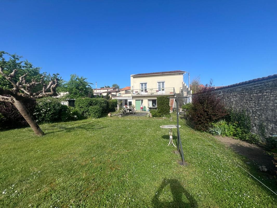 Maison à vendre, 116m², Saint-Maixent-l'Ecole