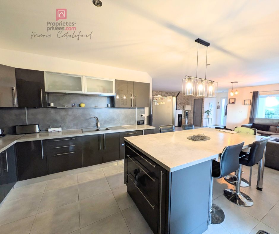 Maison à vendre, 115m², Le Muy